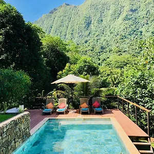 La Te Fetia Nui Moorea Teavaro